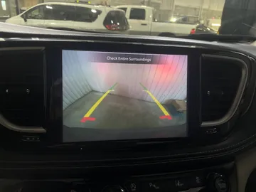 2023 Chrysler Pacifica - image 22