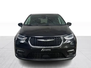 2023 Chrysler Pacifica - image 7