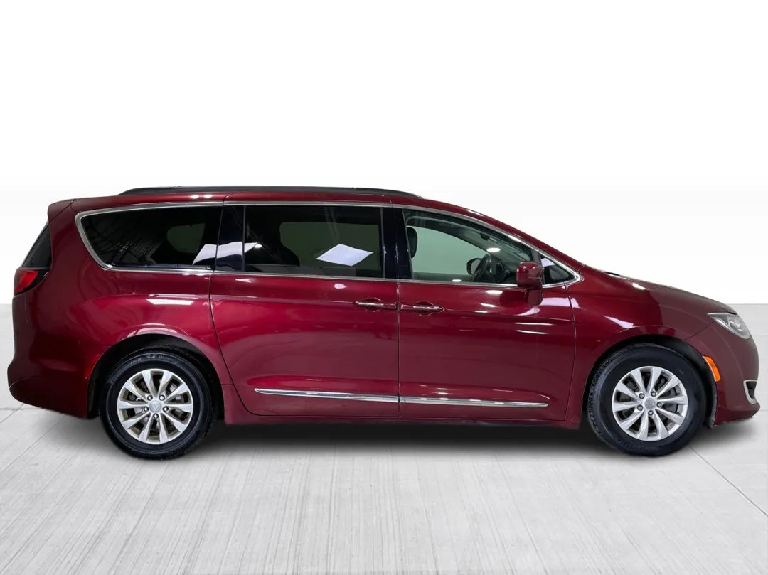 Chrysler Pacifica 2017 à vendre - photo 2