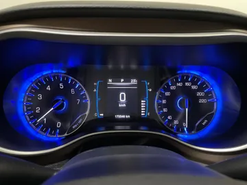 2017 Chrysler Pacifica - image 17