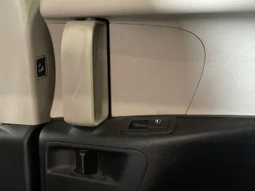 2017 Chrysler Pacifica - image 33