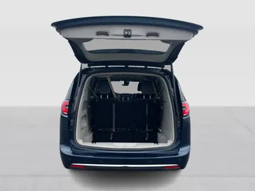 2024 Chrysler Pacifica - image 12