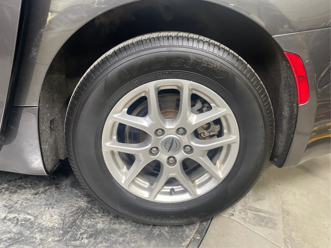2023 Chrysler Pacifica — photo 5