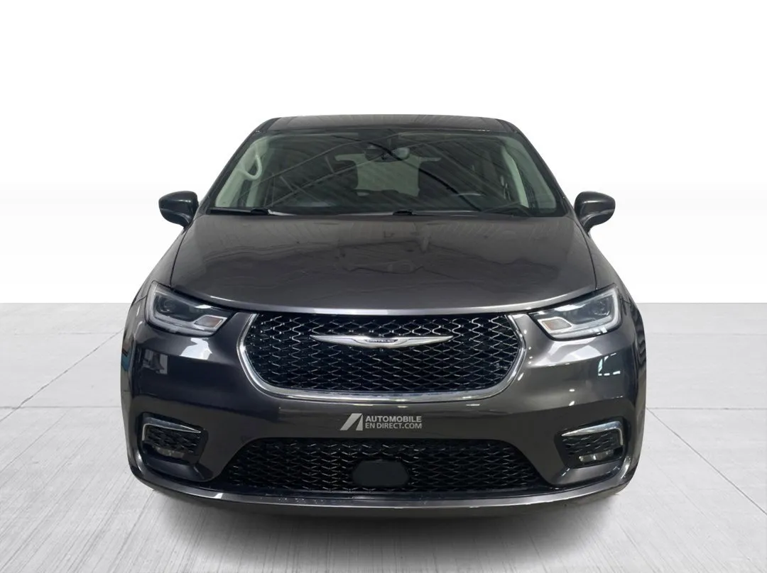 2023 Chrysler Pacifica — photo 7