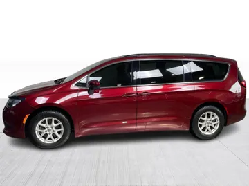 2019 Chrysler Pacifica - image 9