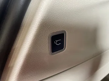2019 Chrysler Pacifica - image 19