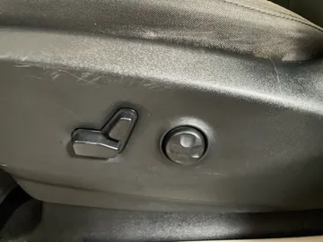 2019 Chrysler Pacifica - image 18