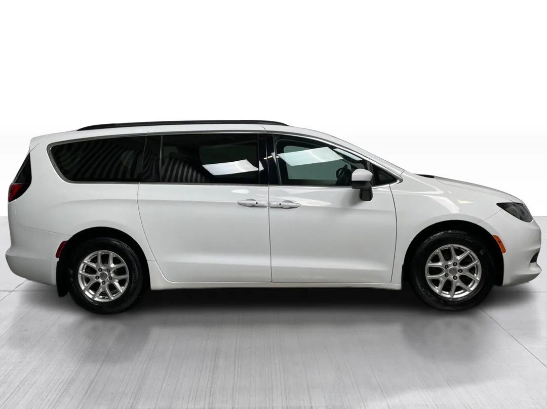 Chrysler Pacifica 2017 à vendre - photo 2