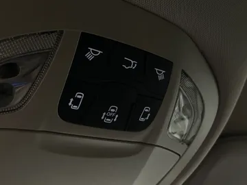 2017 Chrysler Pacifica - image 18