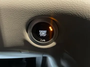 2018 Chrysler Pacifica - image 24