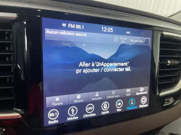 2018 Chrysler Pacifica - image 28