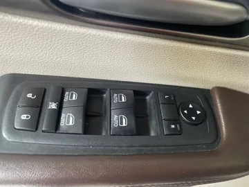 2018 Chrysler Pacifica - image 25