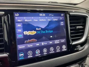 2018 Chrysler Pacifica - image 30