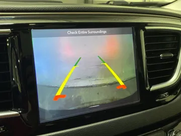 2018 Chrysler Pacifica - image 21
