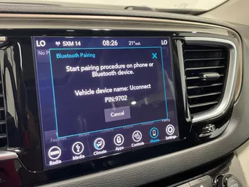 2018 Chrysler Pacifica - image 27