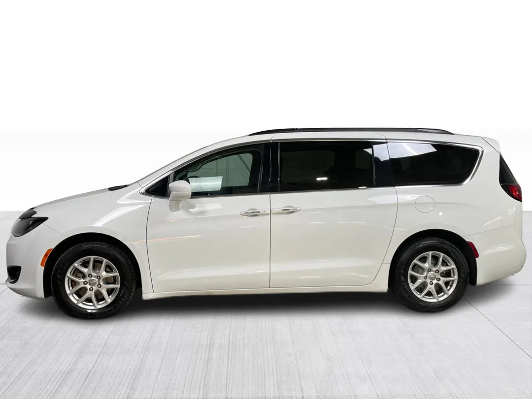 2020 Chrysler Pacifica — photo 7