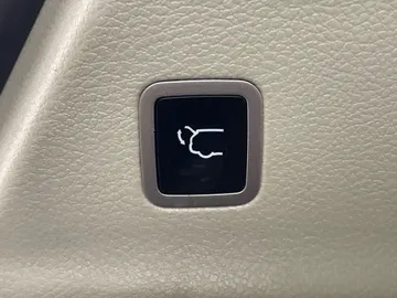 2020 Chrysler Pacifica - image 19