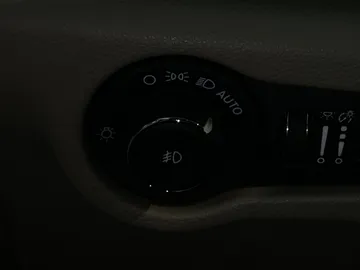 2020 Chrysler Pacifica - image 16