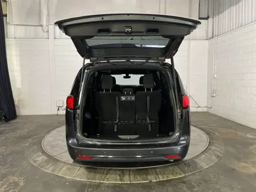 2020 Chrysler Pacifica - image 12