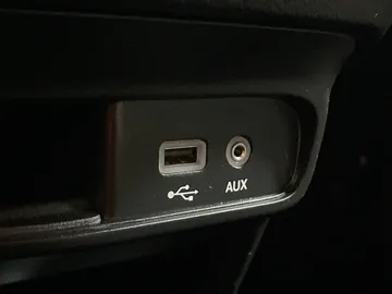 2020 Chrysler Pacifica - image 32