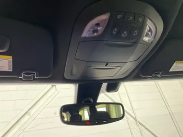 2020 Chrysler Pacifica - image 18