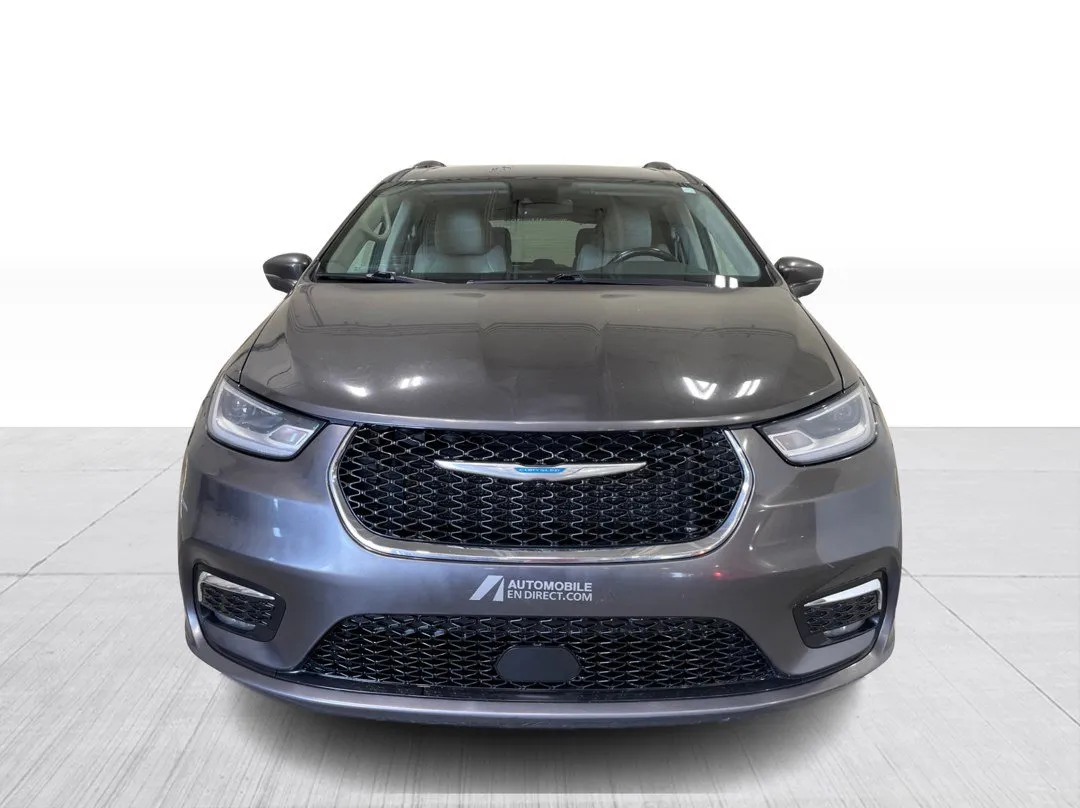 2021 Chrysler Pacifica Hybrid — photo 7