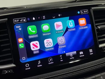 2021 Chrysler Pacifica Hybrid - image 7