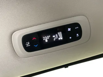 2021 Chrysler Pacifica Hybrid - image 34