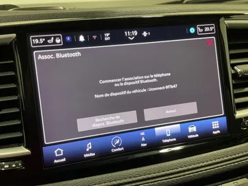 2021 Chrysler Pacifica Hybrid - image 28