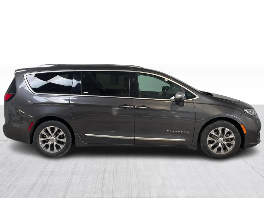 2021 Chrysler Pacifica Hybrid Pinnacle, photo 8