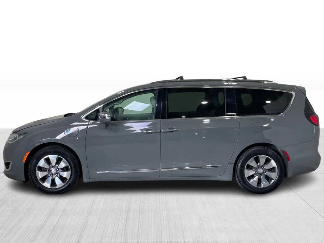 2020 Chrysler Pacifica Hybrid Limited, photo 10