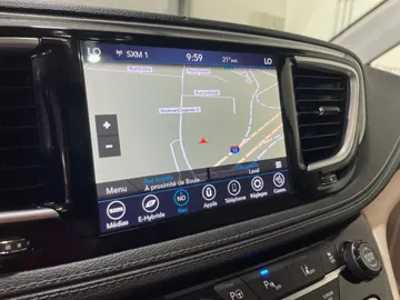 2020 Chrysler Pacifica Hybrid - image 33