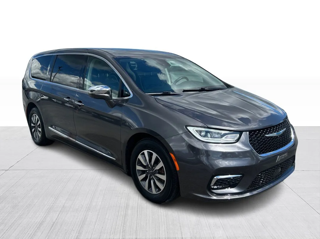 2022 Chrysler Pacifica Hybrid for sale - photo 1