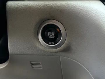 2022 Chrysler Pacifica Hybrid - image 27
