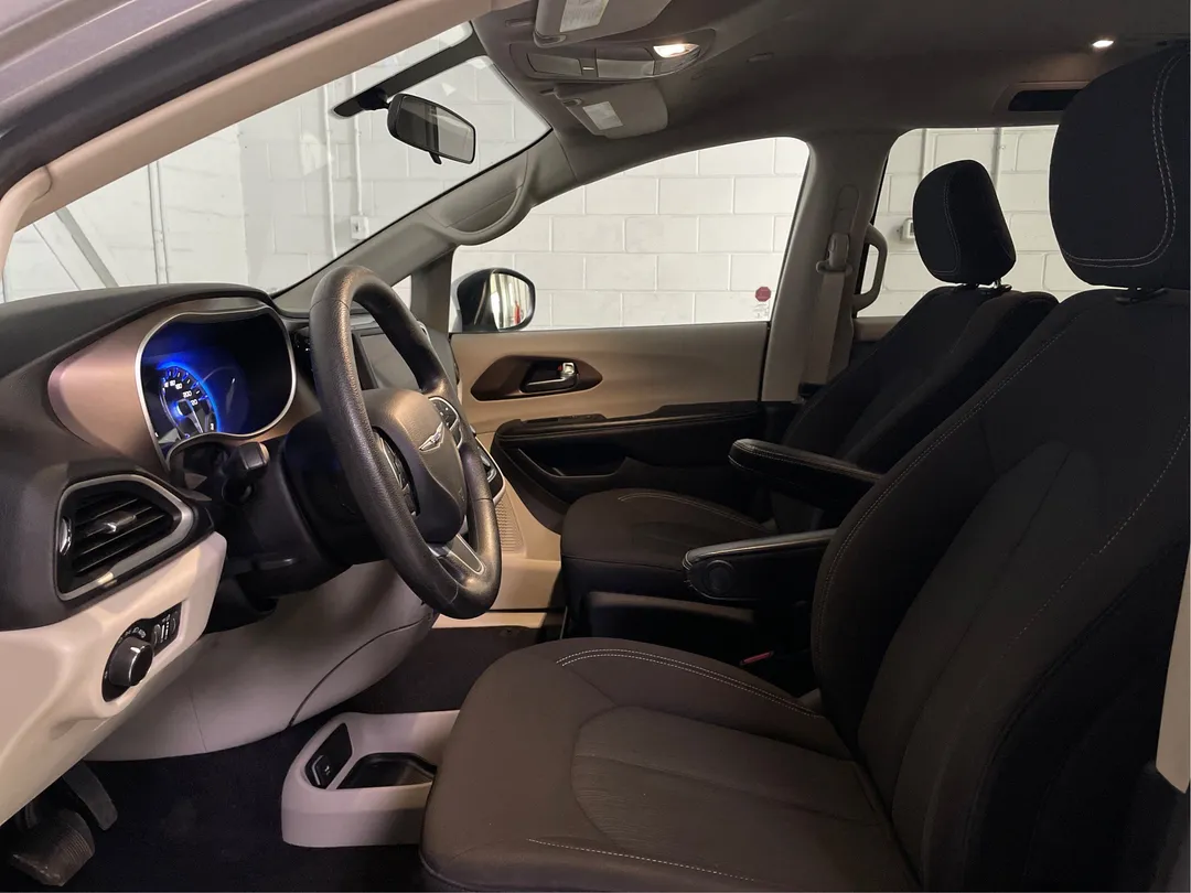 2021 Chrysler Grand Caravan for sale - photo 3