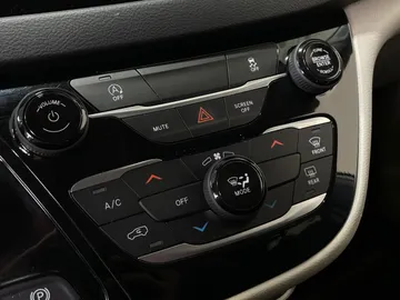 2023 Chrysler Grand Caravan - image 22