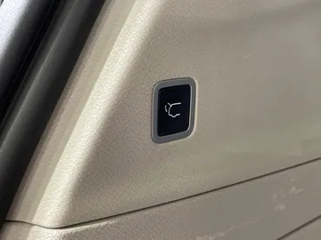 2023 Chrysler Grand Caravan - image 34