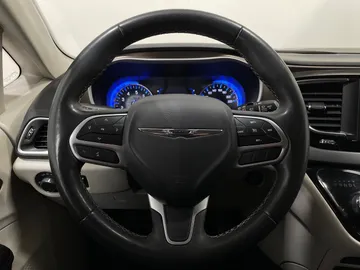 2023 Chrysler Grand Caravan - image 26
