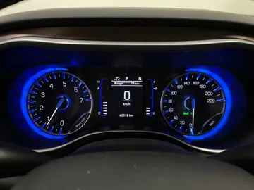 2023 Chrysler Grand Caravan - image 18