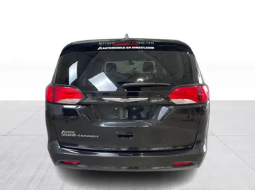 2021 Chrysler Grand Caravan - image 11