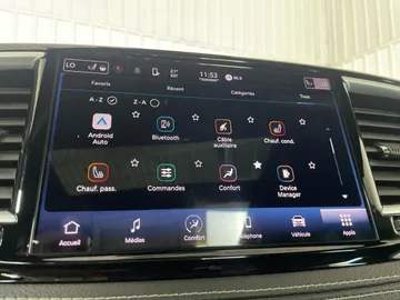 2022 Chrysler Pacifica - image 8