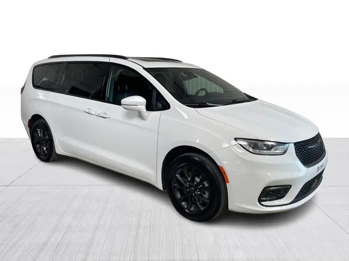 2022 Chrysler Pacifica
