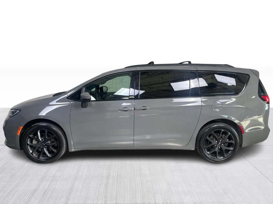 2023 Chrysler Pacifica Touring L, photo 9