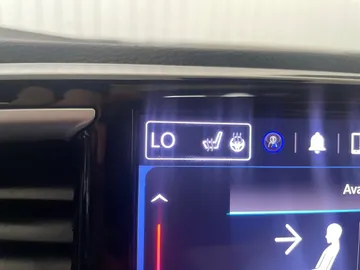 2023 Chrysler Pacifica - image 29