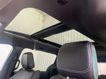 2023 Chrysler Pacifica - image 6