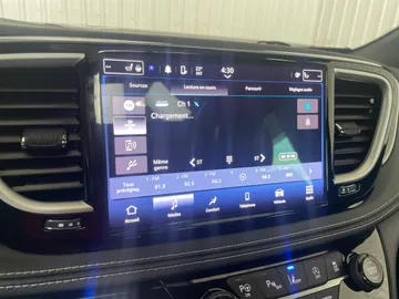 2023 Chrysler Pacifica - image 34