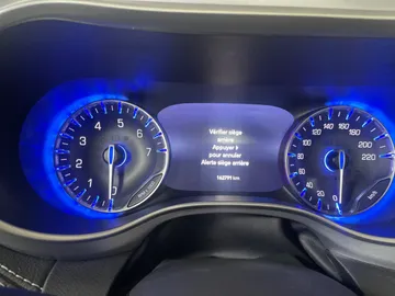 2023 Chrysler Pacifica - image 31