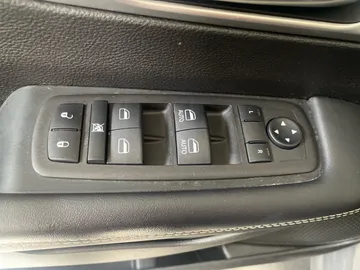 2023 Chrysler Pacifica - image 27