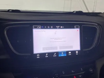 2022 Chrysler Pacifica - image 29