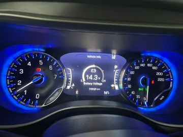 2022 Chrysler Pacifica - image 17